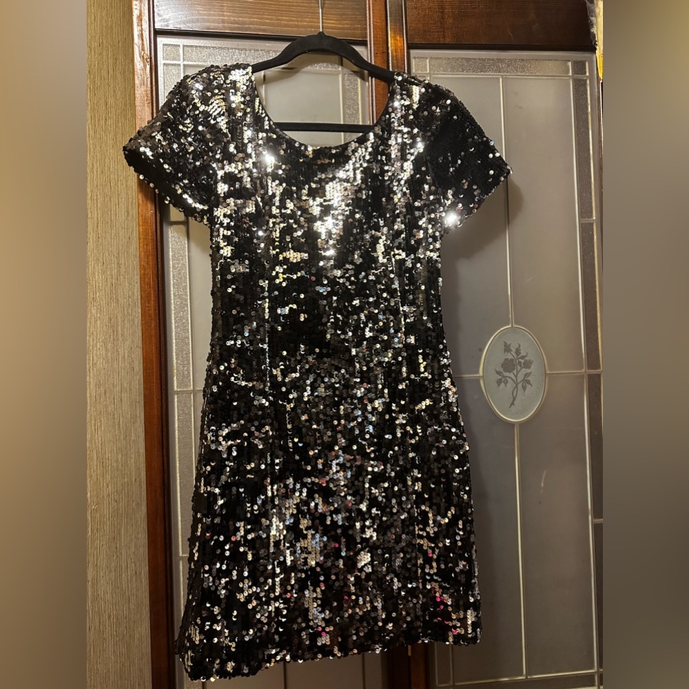 Milly Dress - Picture 5 of 9